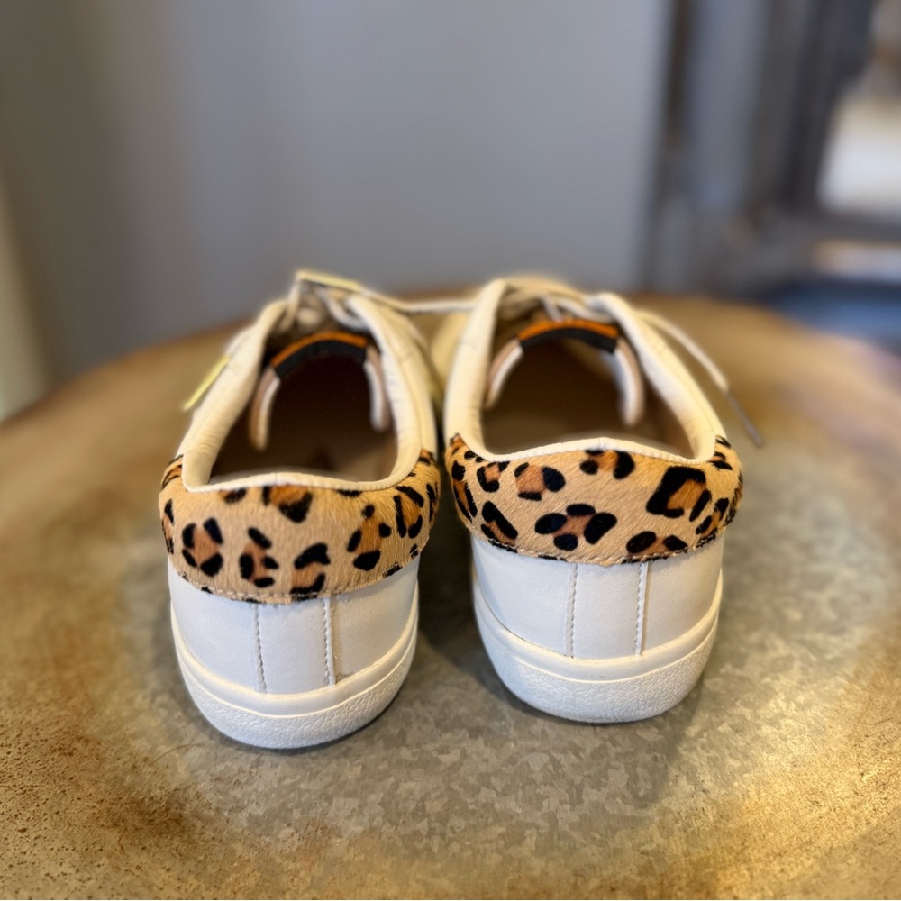 Vintage Havana White and Gold Star Sneakers - Picture 3 of 4
